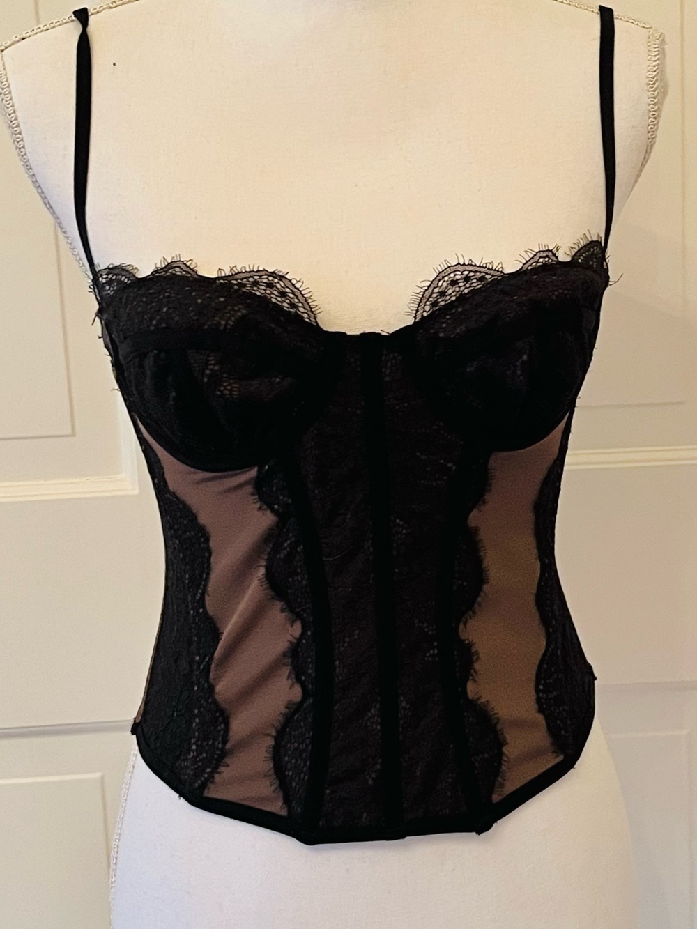 Out from Under Modern Love black brown corset M